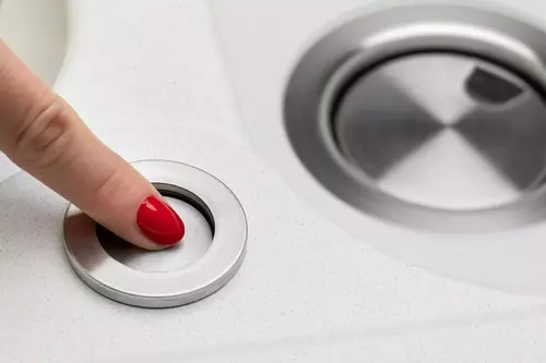 Zdjęcie produktu Syfon automatyczny przyścienny jednokomorowy z magnetyczną maskownicą 5